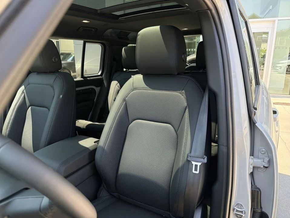 2026 Land Rover Defender L663 - Image 6 of 20