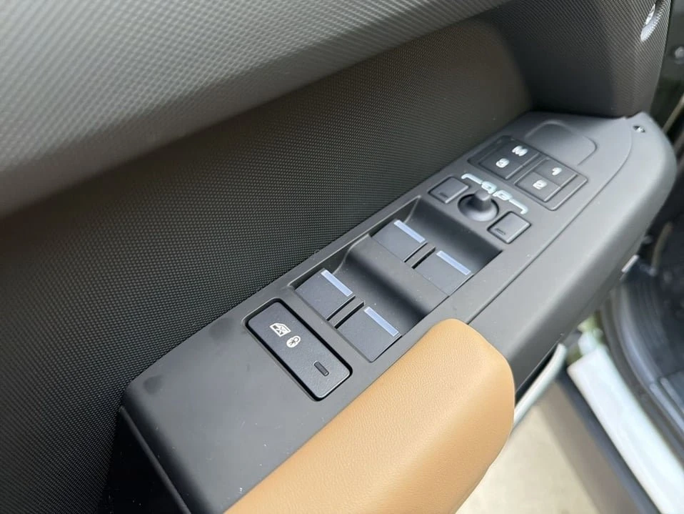 2026 Land Rover Defender L663 - Image 8 of 20