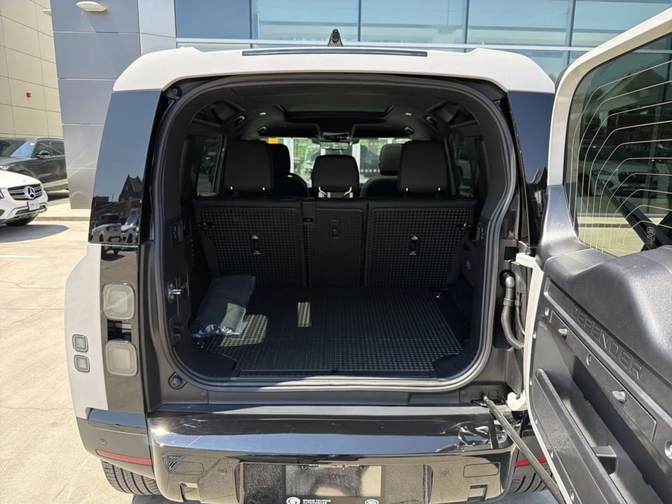 2026 Land Rover Defender L663 - Image 19 of 20