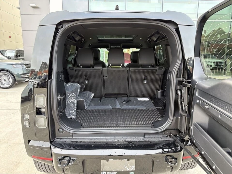 2026 Land Rover Defender L663 - Image 19 of 20
