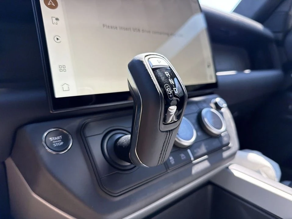 2026 Land Rover Defender L663 - Image 15 of 20