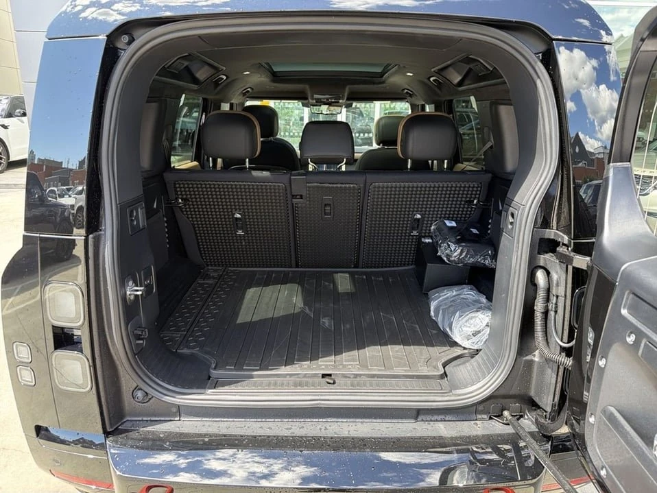 2026 Land Rover Defender L663 - Image 19 of 20