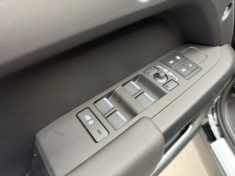 2026 Land Rover Defender L663 - Image 8 of 20
