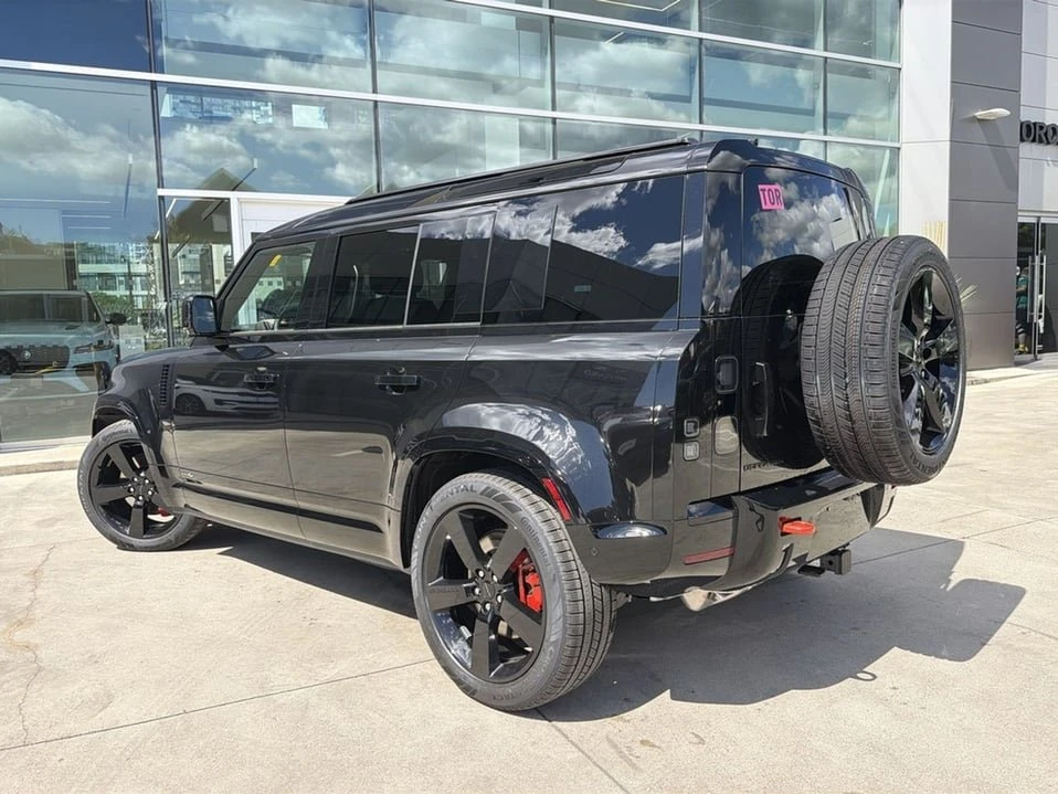 2026 Land Rover Defender L663 - Image 4 of 20