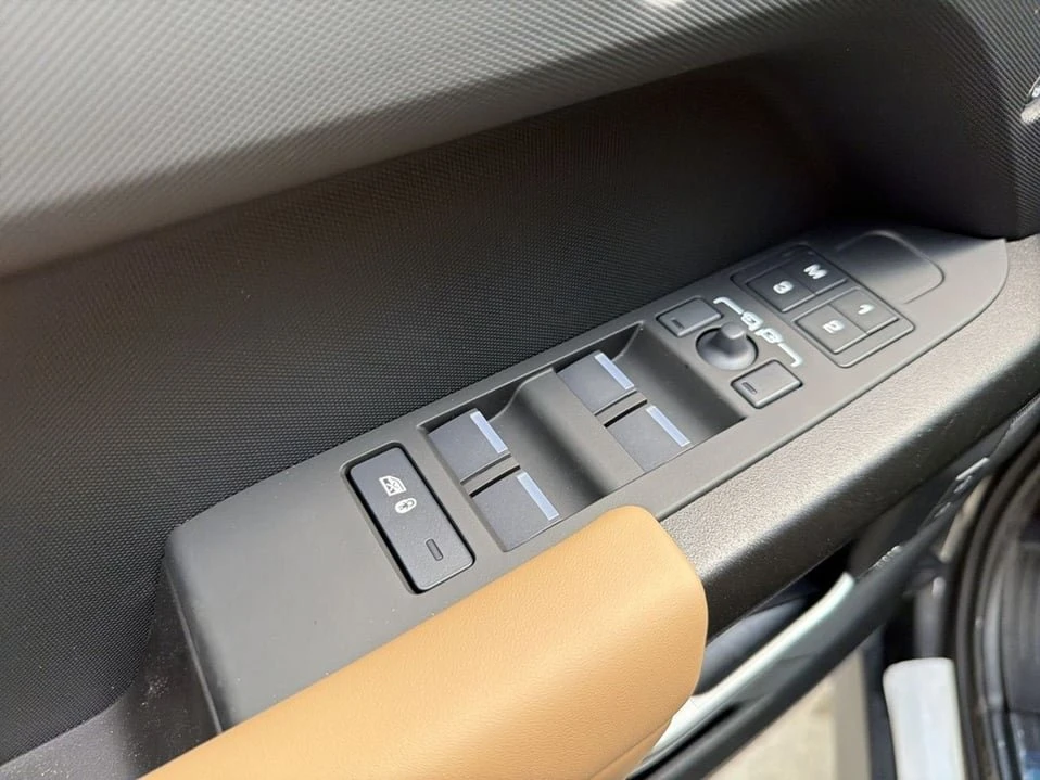 2026 Land Rover Defender L663 - Image 8 of 20