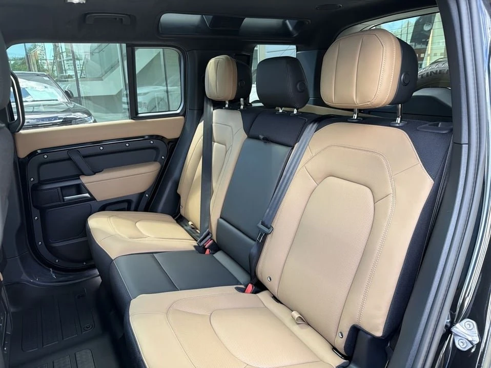 2026 Land Rover Defender L663 - Image 18 of 20