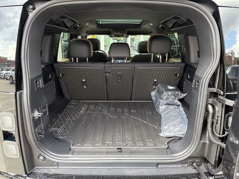 2026 Land Rover Defender L663 - Image 19 of 20