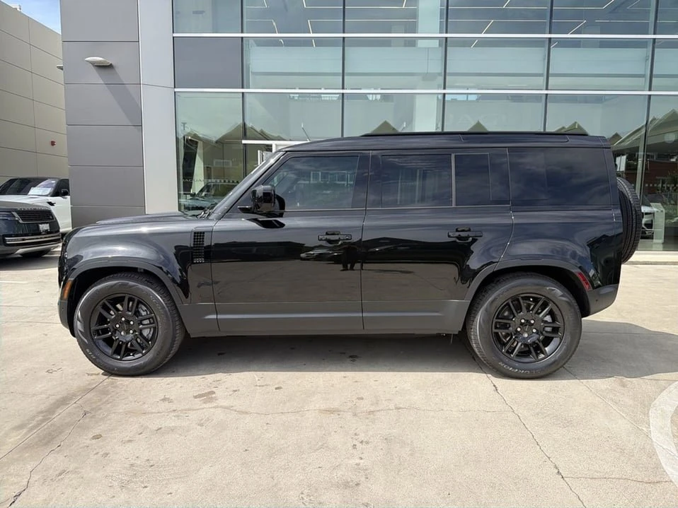 2026 Land Rover Defender L663 - Image 3 of 20