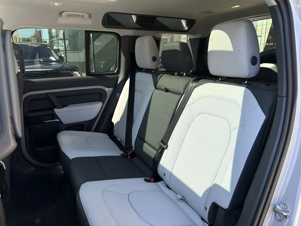 2026 Land Rover Defender L663 - Image 18 of 20