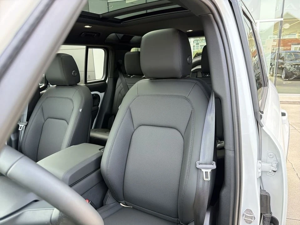 2026 Land Rover Defender L663 - Image 6 of 20