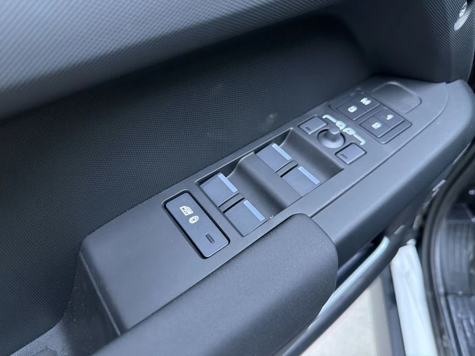 2026 Land Rover Defender L663 - Image 8 of 20