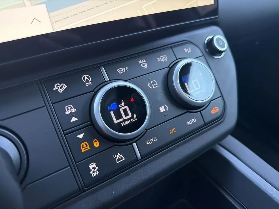2026 Land Rover Defender L663 - Image 14 of 20