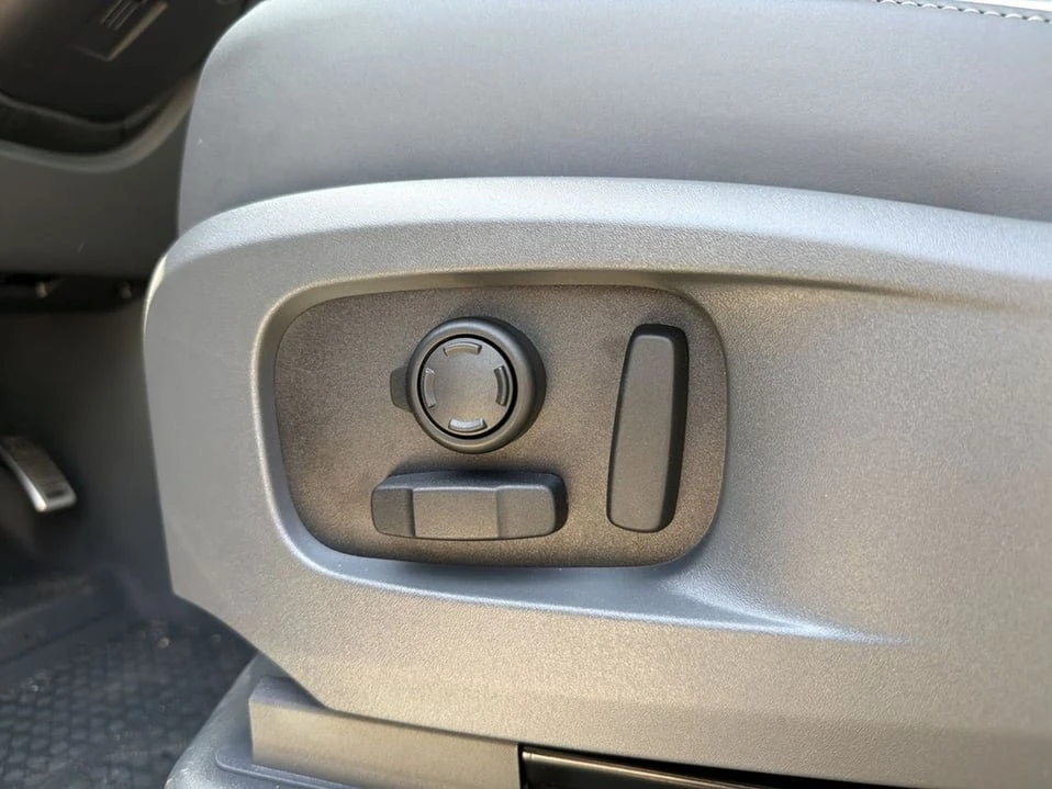 2026 Land Rover Defender L663 - Image 7 of 19