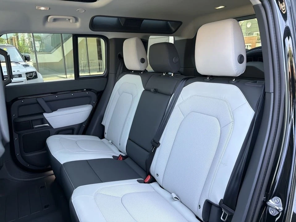 2026 Land Rover Defender L663 - Image 18 of 20