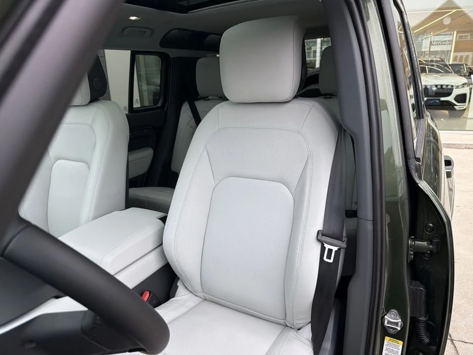 2026 Land Rover Defender L663 - Image 6 of 19