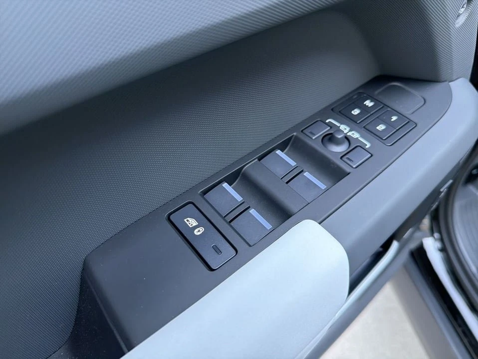 2026 Land Rover Defender L663 - Image 8 of 20