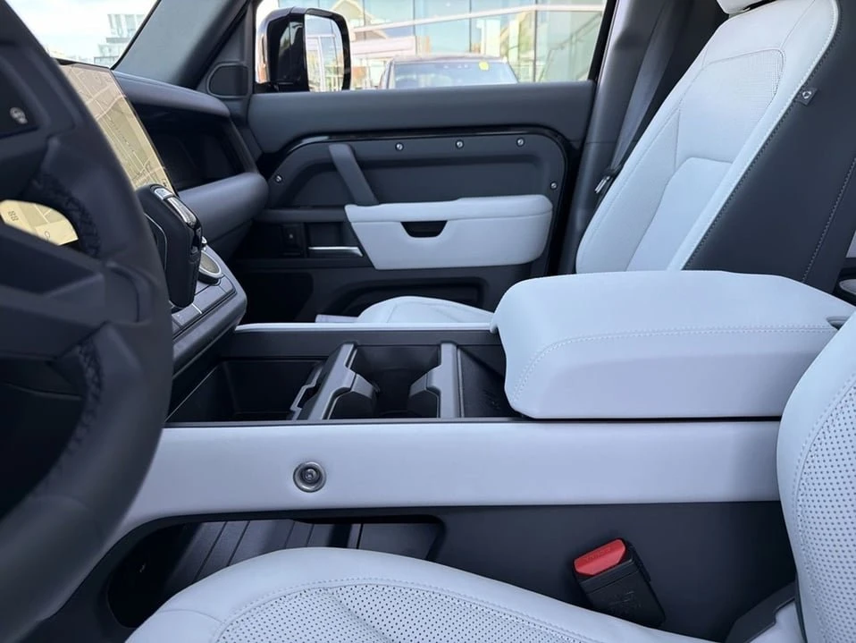 2026 Land Rover Defender L663 - Image 16 of 20