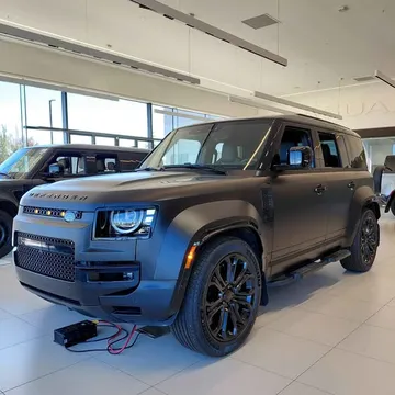 2026 Land Rover Defender OCTA