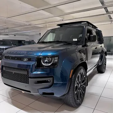 2026 Land Rover Defender OCTA