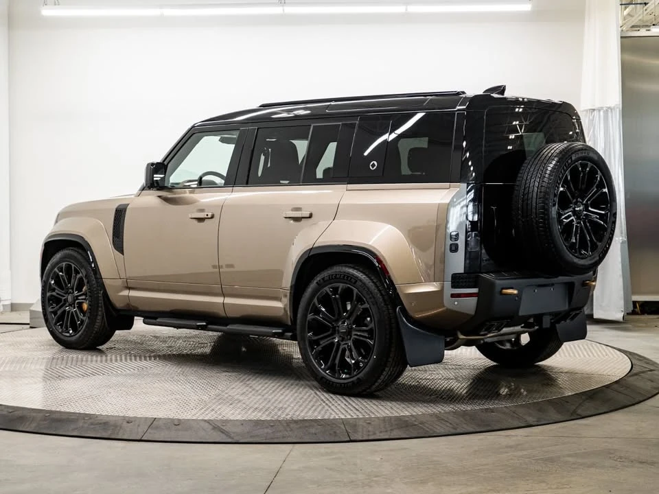 2026 Land Rover Defender Octa - Image 3 of 20