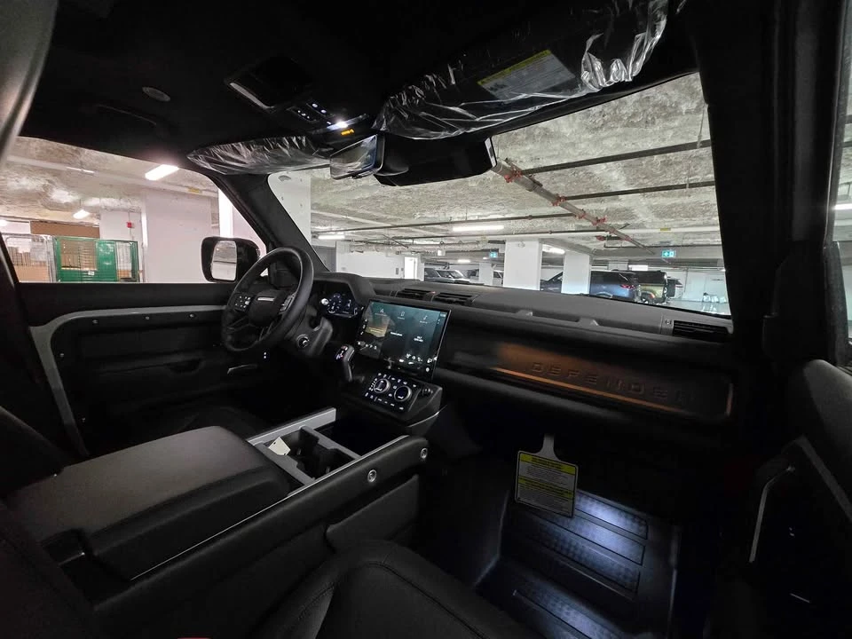 2026 Land Rover Defender L663 - Image 15 of 19