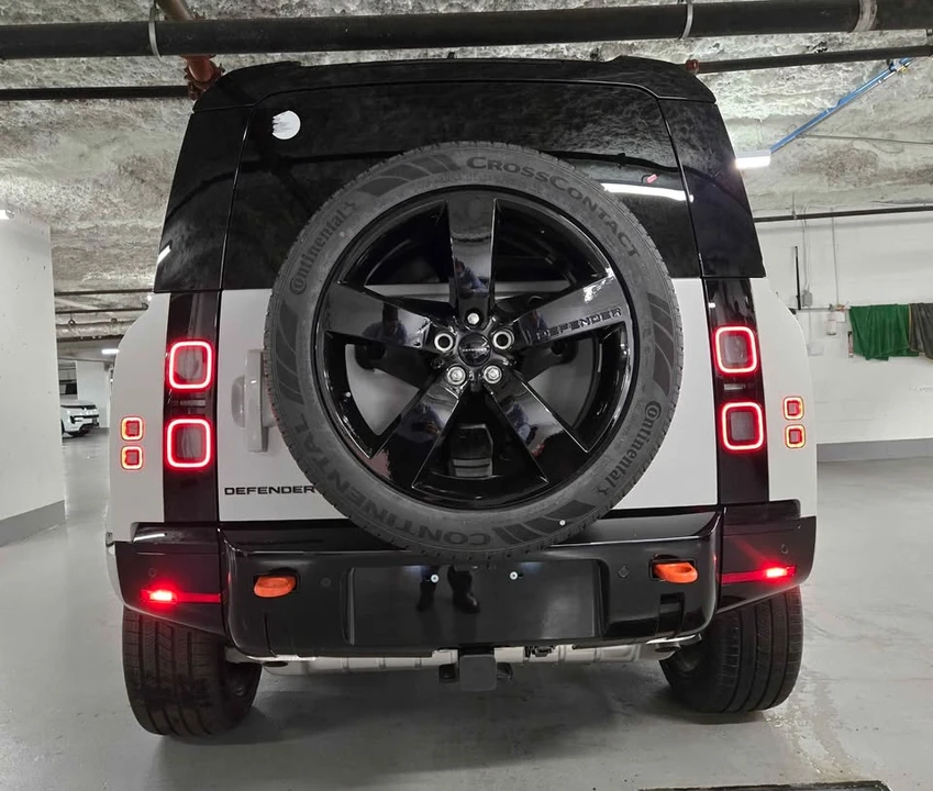 2026 Land Rover Defender L663 - Image 4 of 19