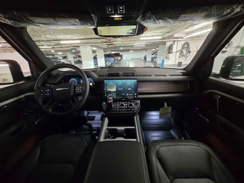 2026 Land Rover Defender L663 - Image 14 of 19