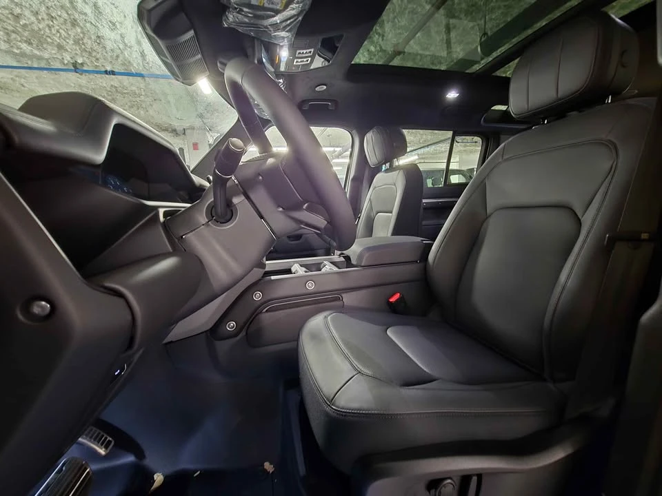 2026 Land Rover Defender L663 - Image 12 of 19