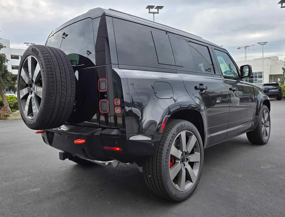 2026 Land Rover Defender L663 - Image 5 of 20