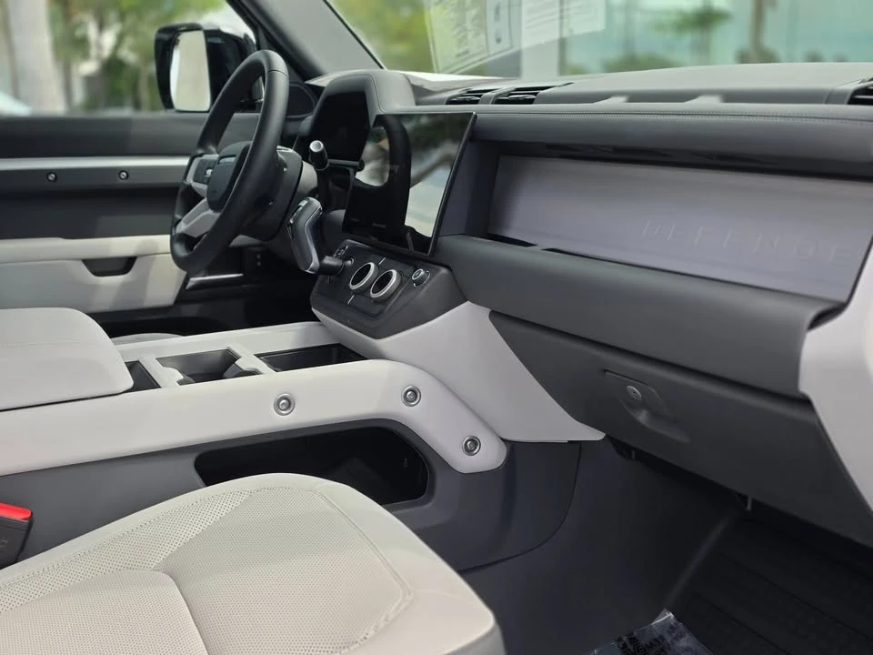 2026 Land Rover Defender L663 - Image 10 of 15