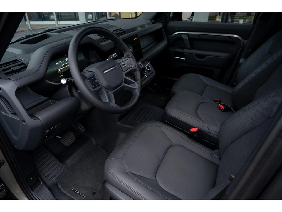 2026 Land Rover Defender L663 - Image 7 of 11