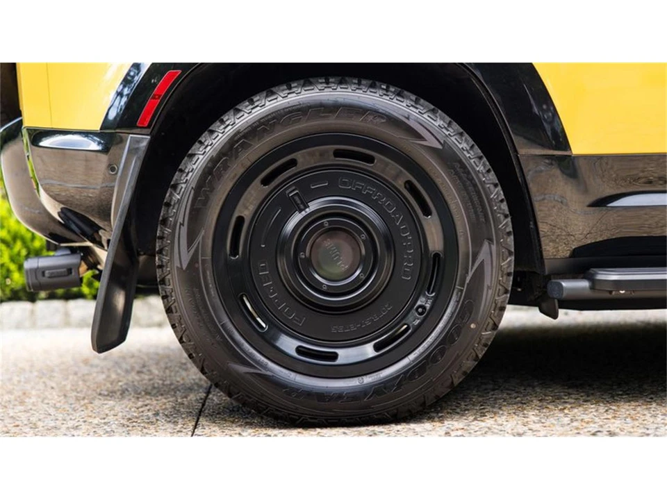 2026 Land Rover Defender L663 - Image 31 of 31