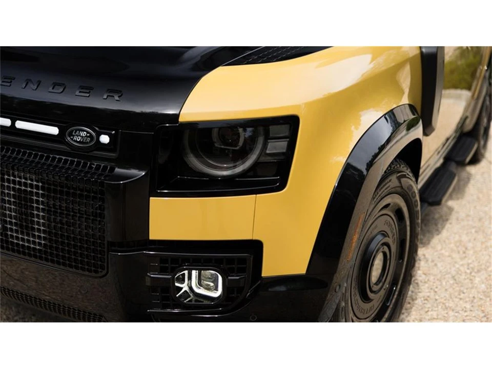 2026 Land Rover Defender L663 - Image 16 of 31