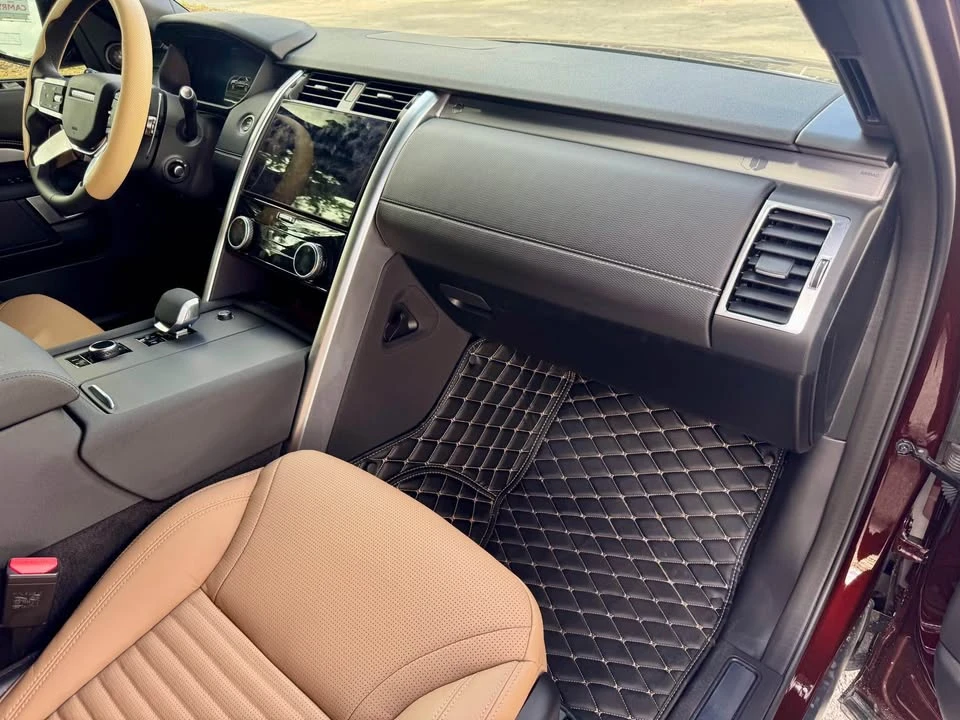 2026 Land Rover Discovery 5th Gen - Image 8 of 16