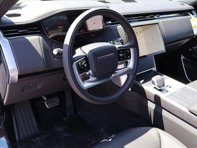 2026 Land Rover Range Rover L460 - Image 3 of 19