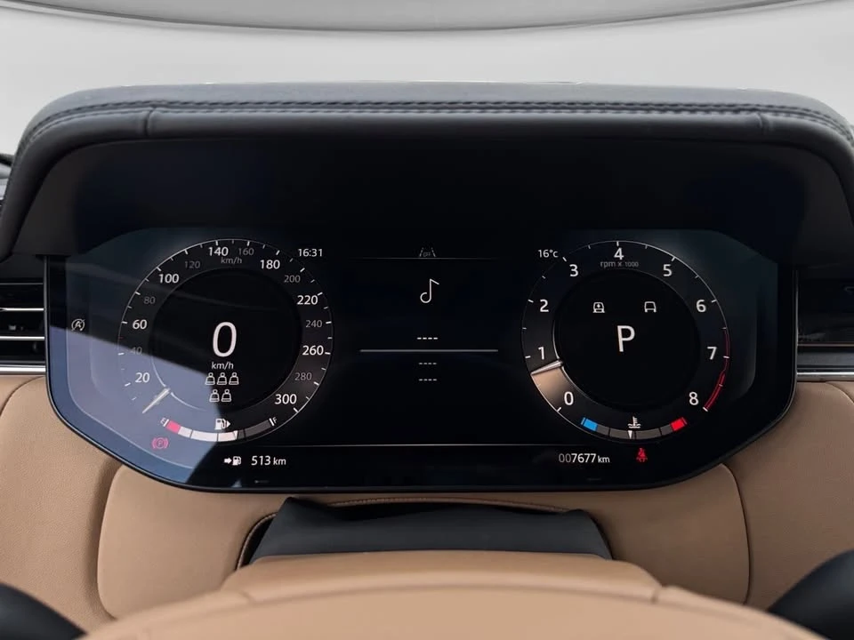 2026 Land Rover Range Rover L460 - Image 13 of 20