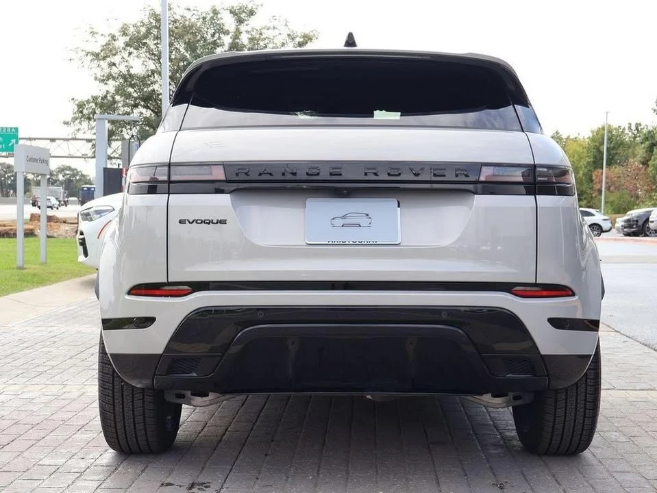 2026 Land Rover Range Rover Evoque 2nd Gen - Image 9 of 20