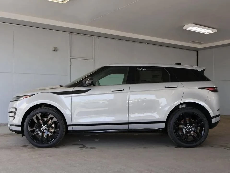 2026 Land Rover Range Rover Evoque 2nd Gen - Image 17 of 20