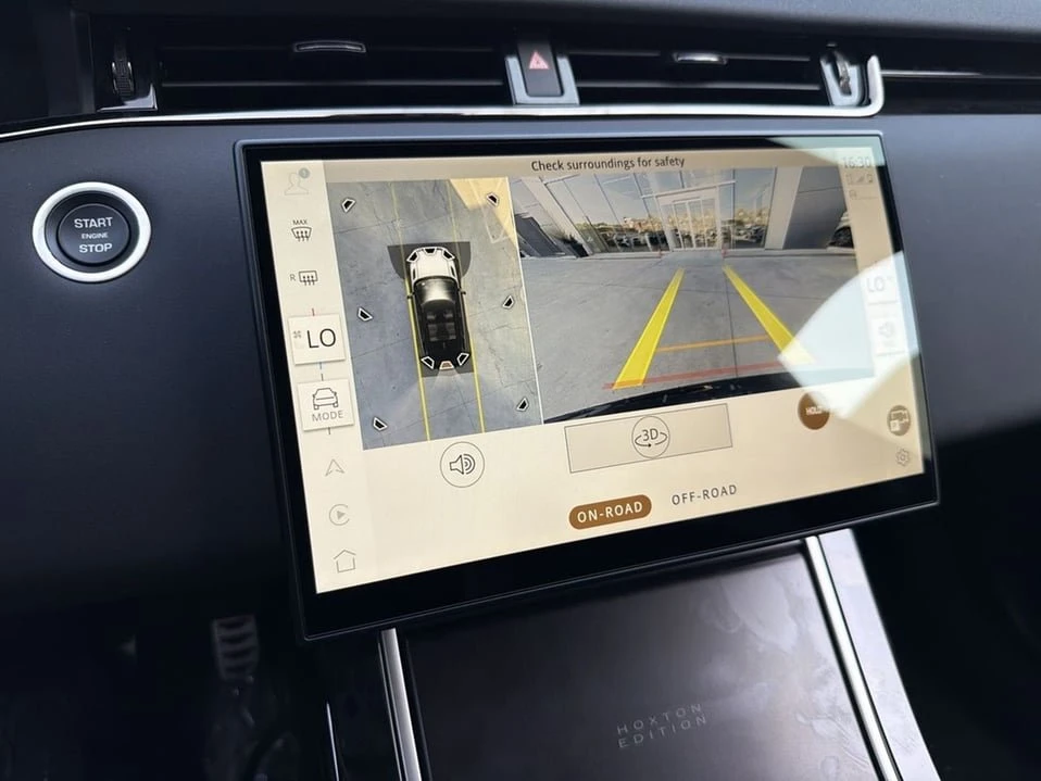 2026 Land Rover Range Rover Evoque 2nd Gen - Image 12 of 19