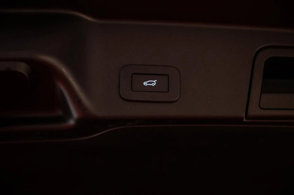 2026 Land Rover Range Rover Evoque 2nd Gen - Image 10 of 10