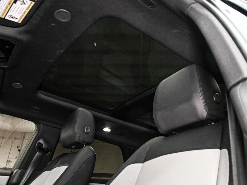 2026 Land Rover Range Rover Evoque 2nd Gen - Image 20 of 20
