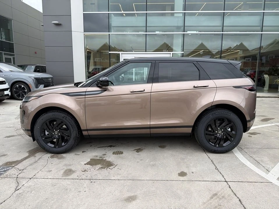 2026 Land Rover Range Rover Evoque 2nd Gen - Image 3 of 19
