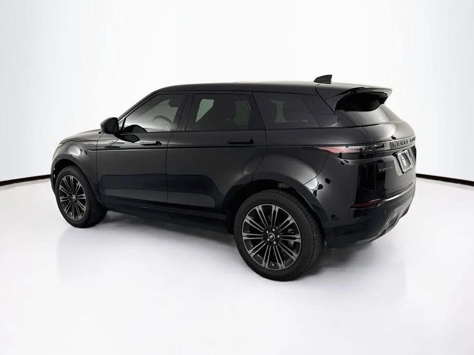 2026 Land Rover Range Rover Evoque 2nd Gen - Image 7 of 20