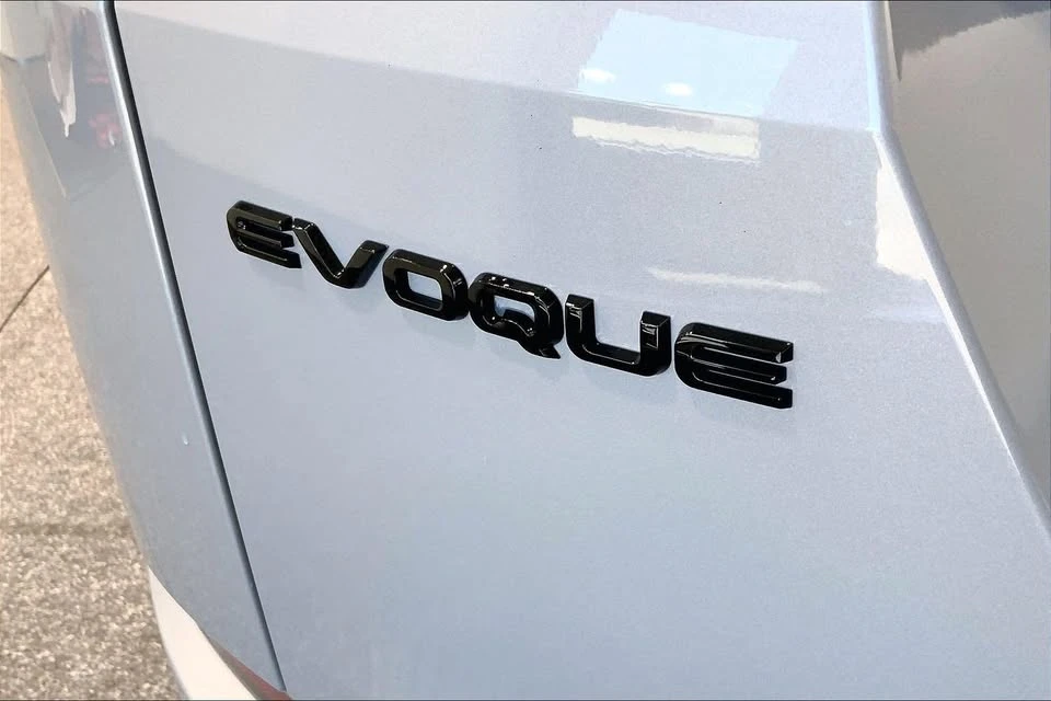 2026 Land Rover Range Rover Evoque 2nd Gen - Image 20 of 20