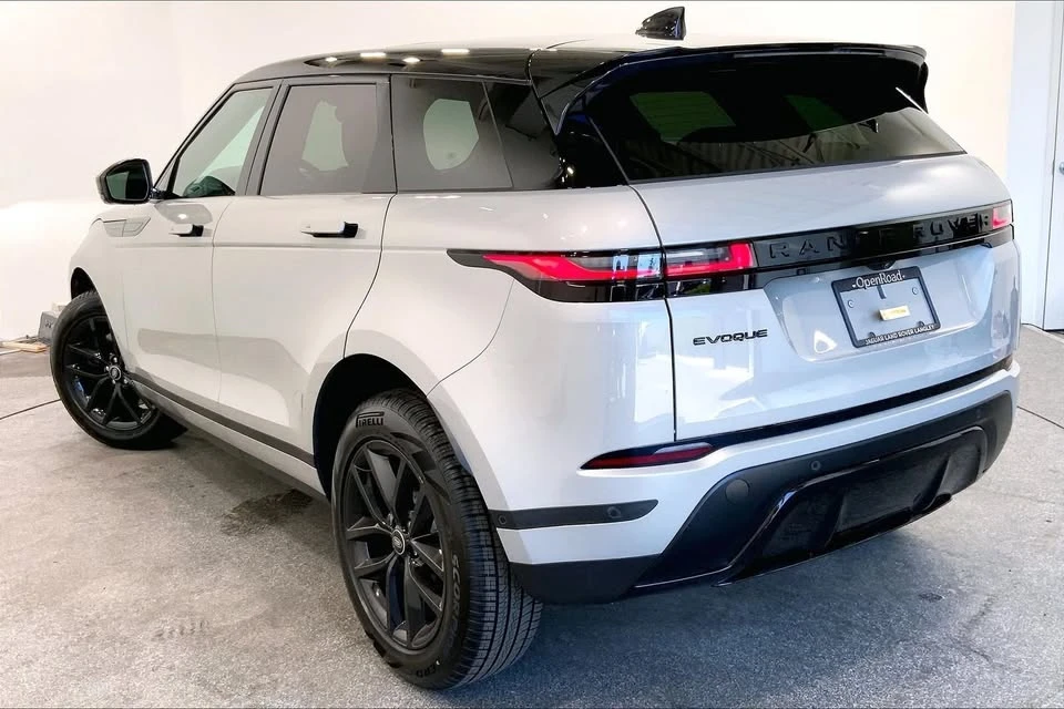 2026 Land Rover Range Rover Evoque 2nd Gen - Image 4 of 20