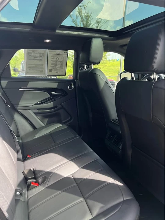 2026 Land Rover Range Rover Evoque 2nd Gen - Image 10 of 17