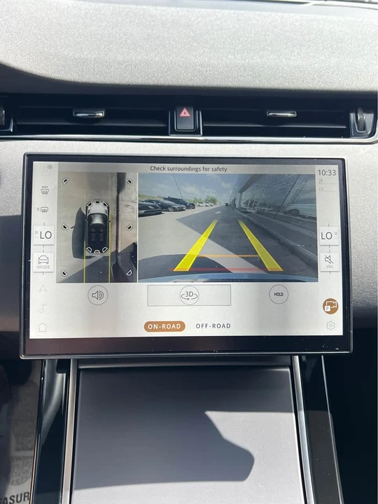2026 Land Rover Range Rover Evoque 2nd Gen - Image 16 of 17