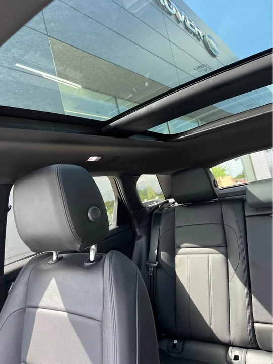 2026 Land Rover Range Rover Evoque 2nd Gen - Image 12 of 17