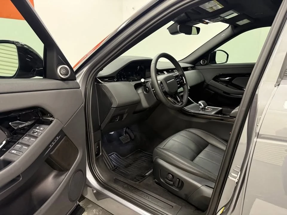 2026 Land Rover Range Rover Evoque 2nd Gen - Image 9 of 9