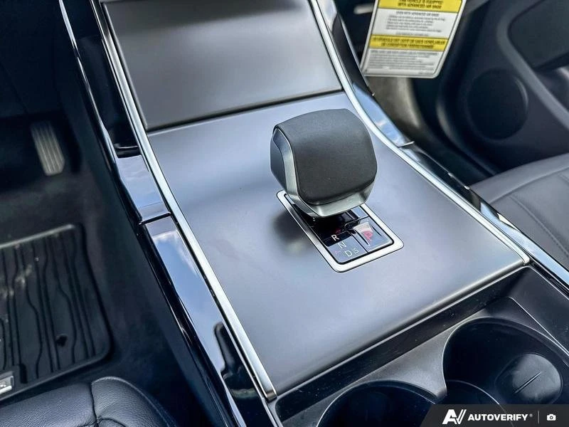 2026 Land Rover Range Rover Evoque 2nd Gen - Image 15 of 20